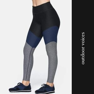 Outdoor Voices Springs 7/8 Leggings
in Black, Navy and Graphite • XS